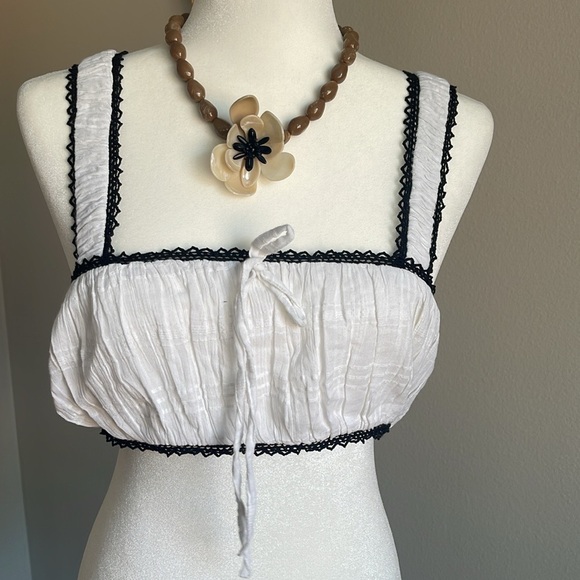 NEW Free People White and Black Women's Top Size L - Picture 2 of 6